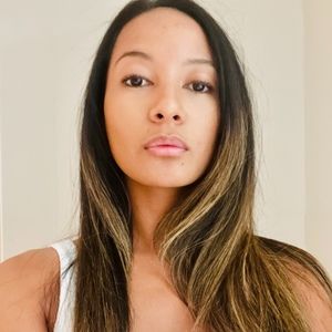 Meet your Posher, Angie